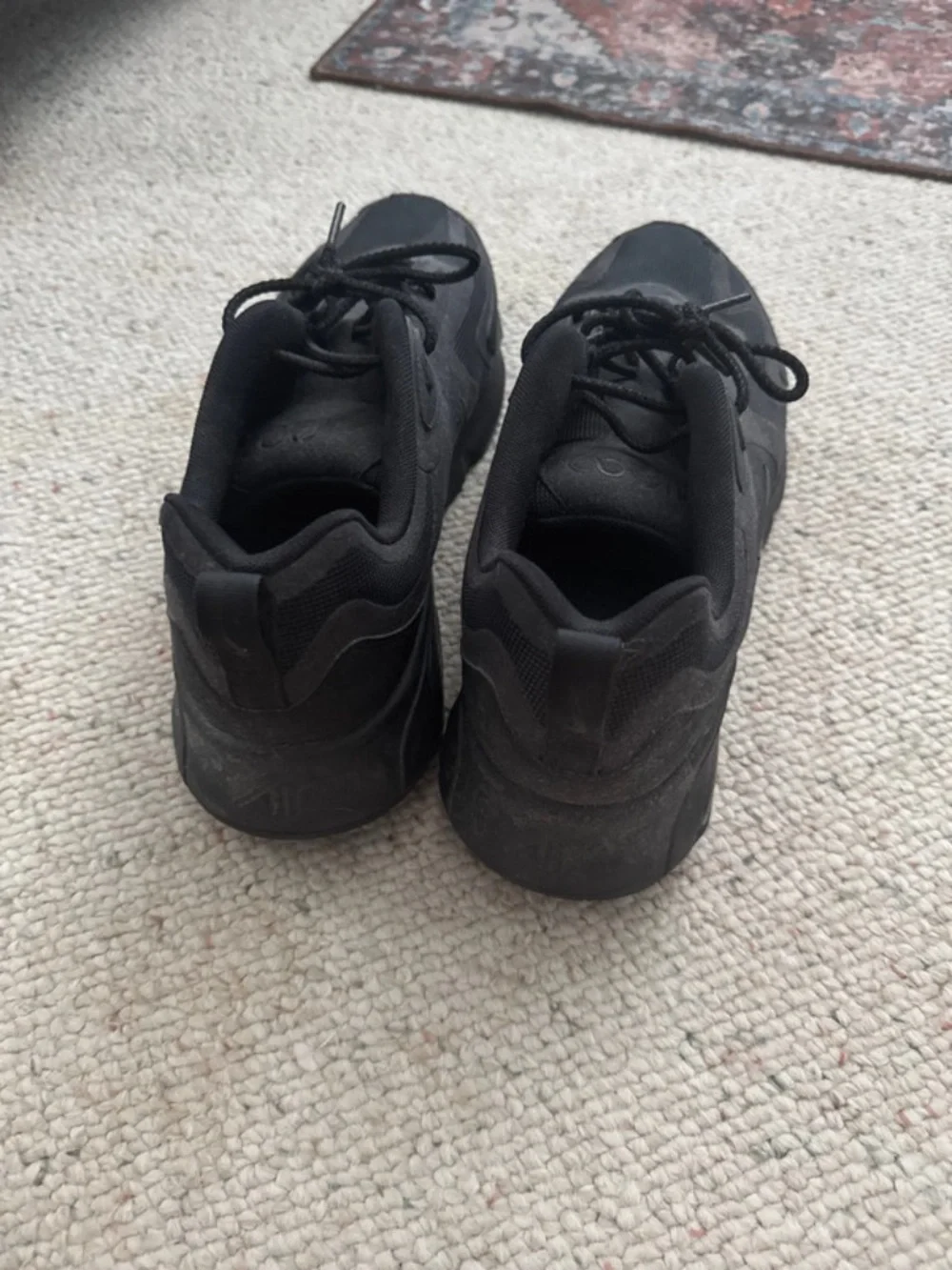 Nike Men's Black Low-Top Sneakers